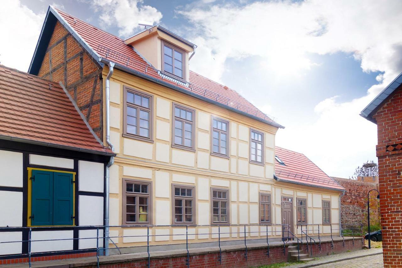 Tangermünde Schrot-Kontorヴィラ エクステリア 写真